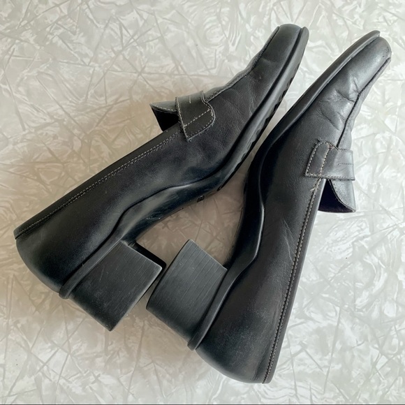 🆓 VTG Aerosoles Chunky Black Leather Loafers 8 - Picture 4 of 9